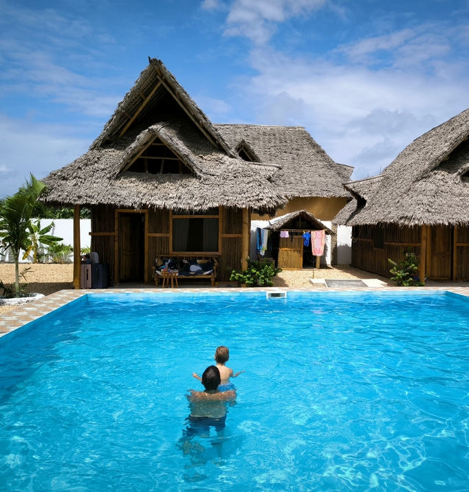 Zanzibar počitnice - makuti hiška